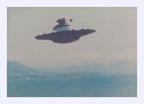 17908_0132_1221ufo.jpg