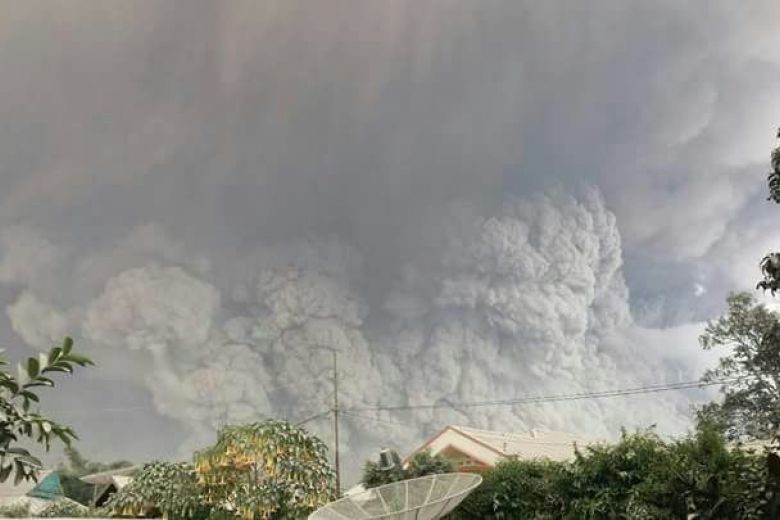 Click to enlarge Mount Sinabung had multiple eruptions between 8am and noon on Wednesday (Aug 2).