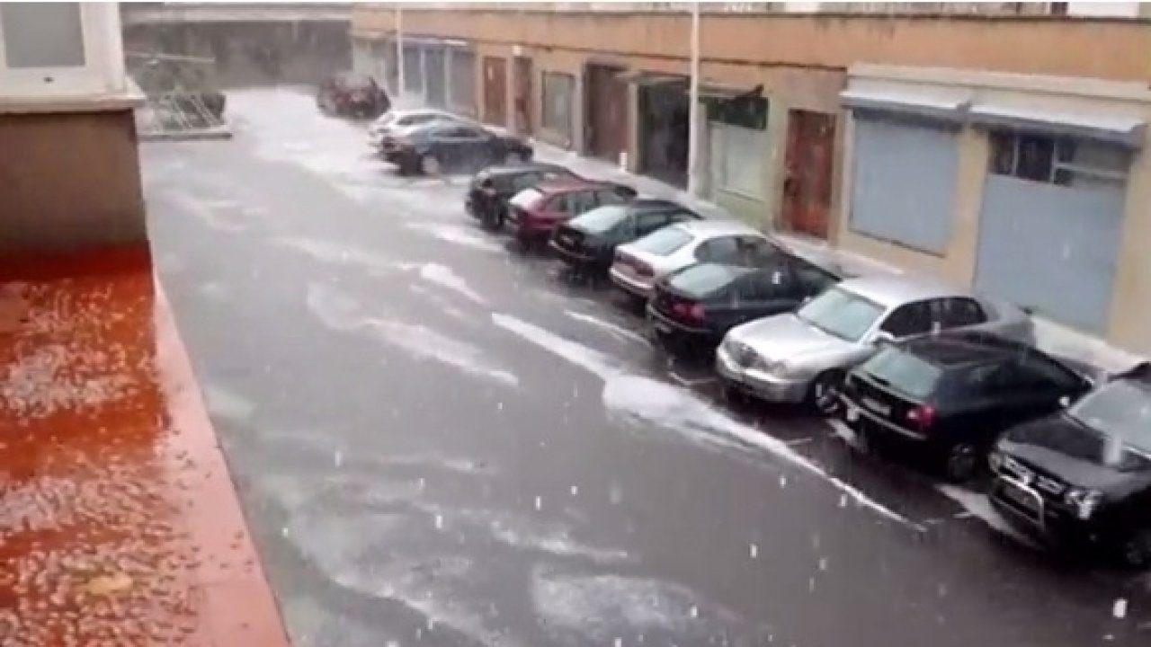 Massive Hailstorm Damages Cars And Homes In Spanish Town