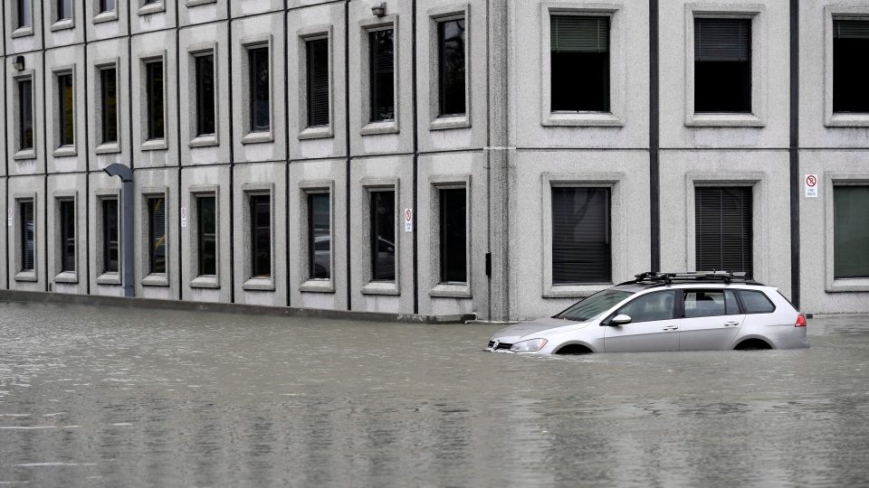 Flooding Ottawa