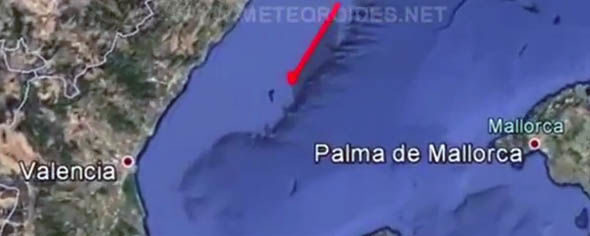 Click to enlarge The fireball was tracked flying over the coast of Valencia