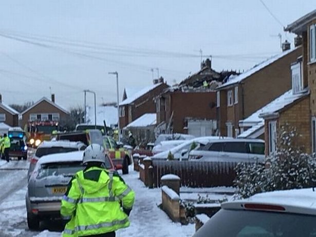 Click to enlarge house explosion leicester6