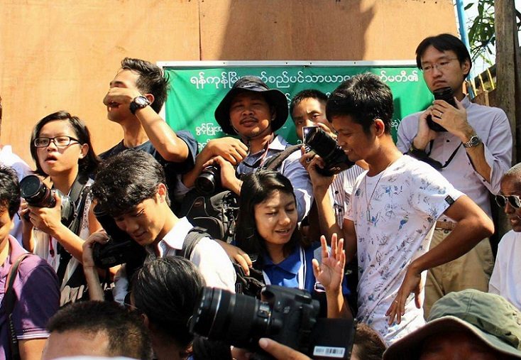myanmar protestors