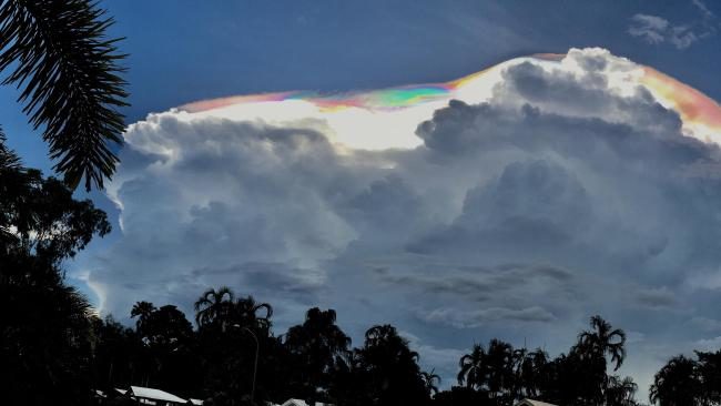 A spectacular cloud formation caught the attention of Darwin residents during Sunday's storms
