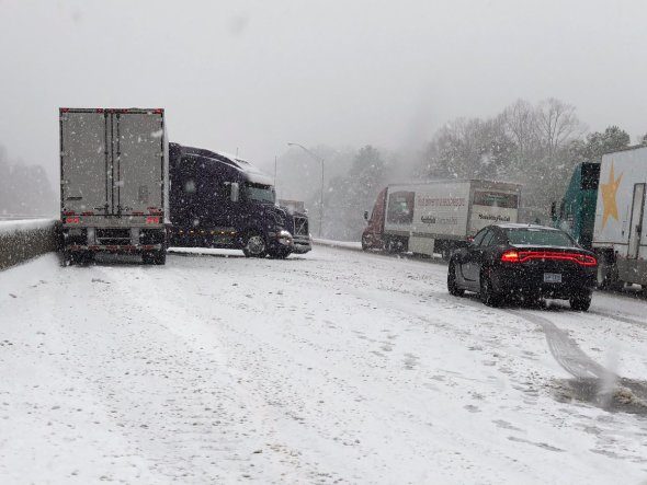 500 collisions occur amid disruptive snowstorm in North Carolina