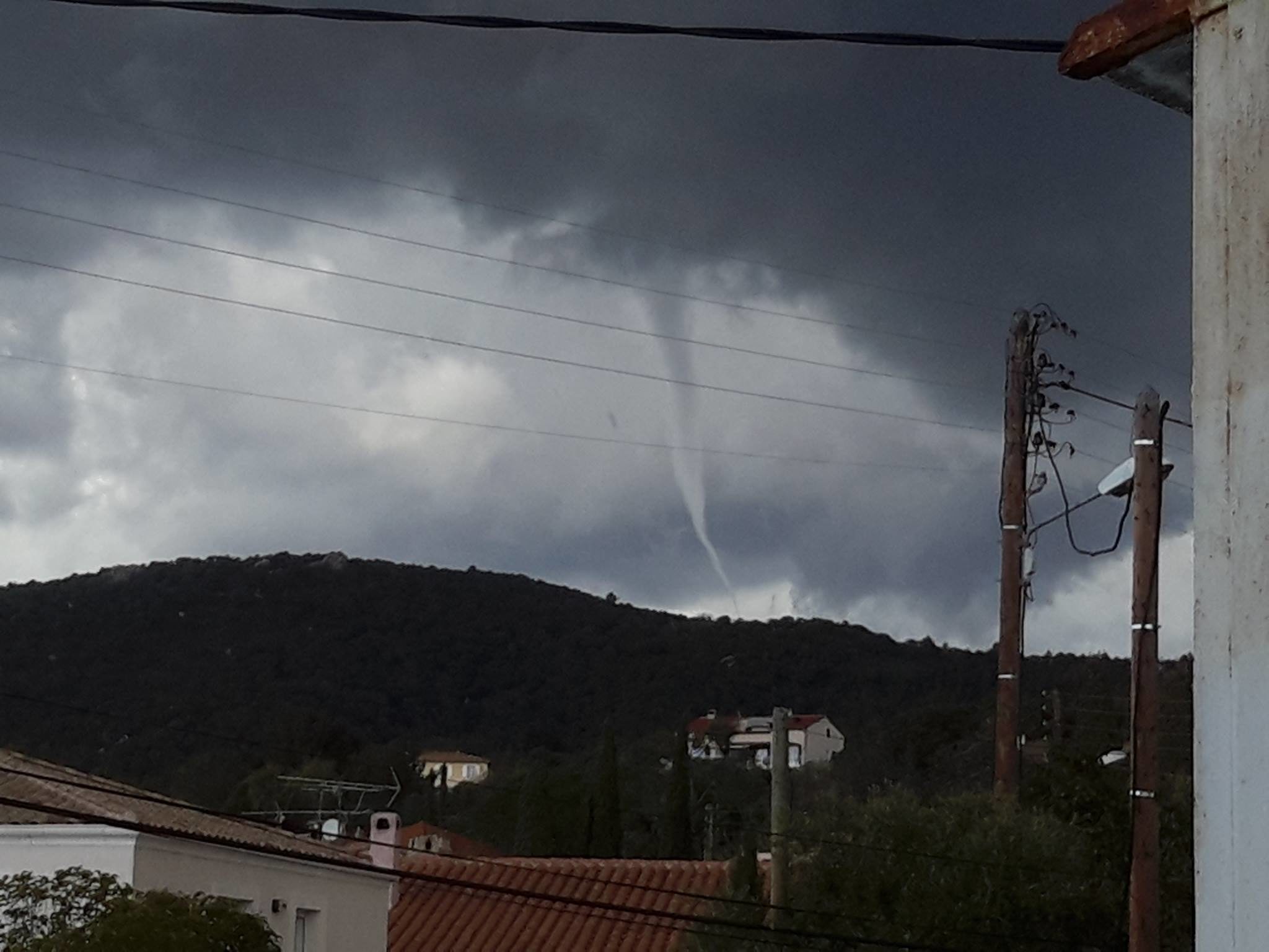 Click to enlarge tornado france var