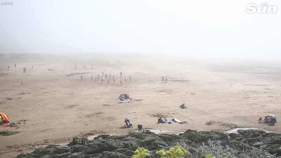 fog devon beach 2018