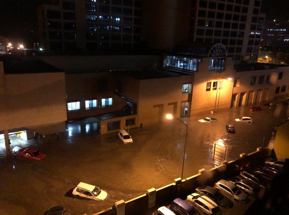 Flooding in MacQuarie Street.