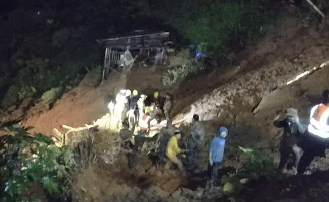 The Lunglei District Disaster Response team and local volunteers rushed to the spot for rescue.