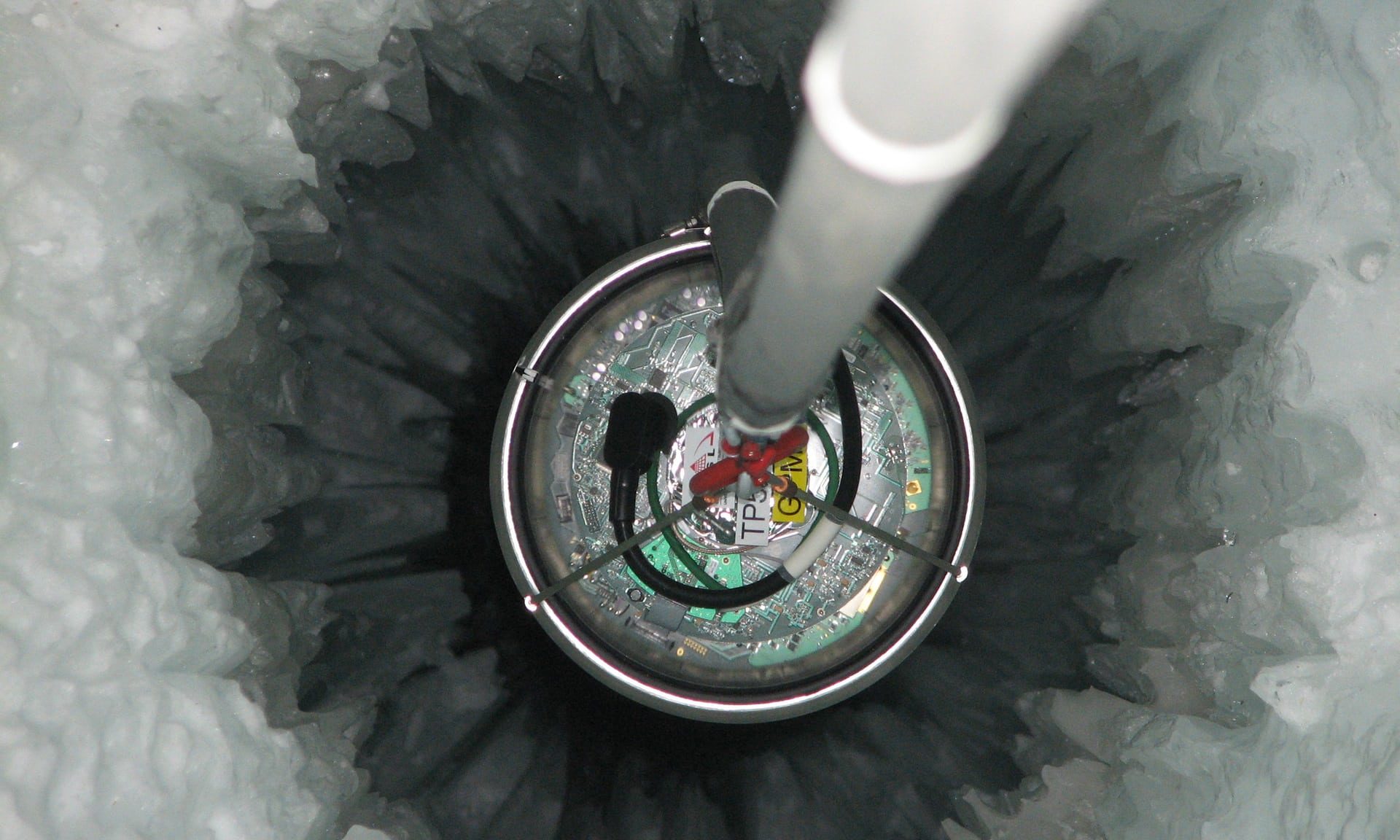 Click to enlarge neutrino antarctica