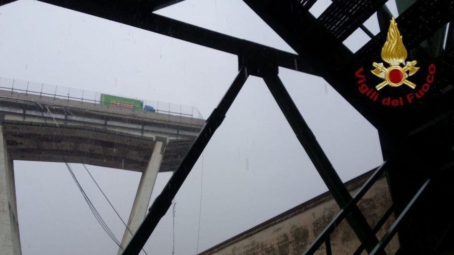 Click to enlarge Genoa bridge collapse
