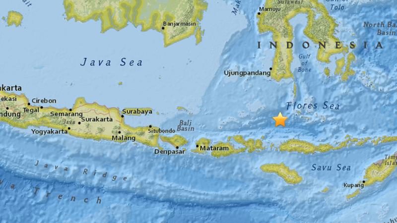 Earthquake strikes north east of Raba, Indonesia