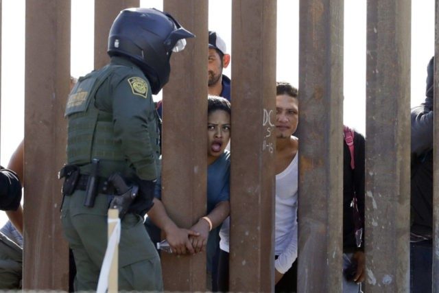 migrants border mexico US