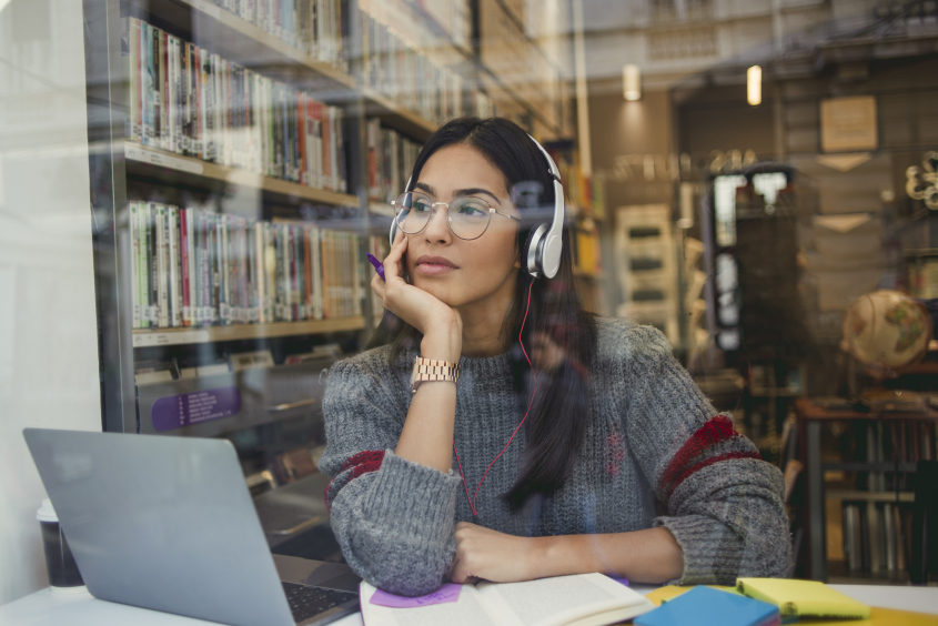 Click to enlarge girl with headphones