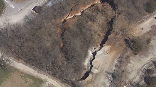 Massive sinkhole opens at Louisville Zoo, Kentucky
