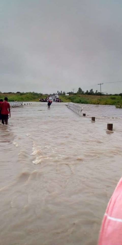 Flooded Mwanza bridge in Chikwawa, Malaw