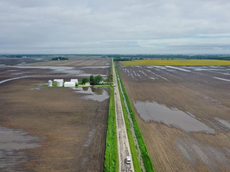 Click to enlarge Water pools in rain-soaked farm fields on May 29, 2019 near Gardner, Illinois