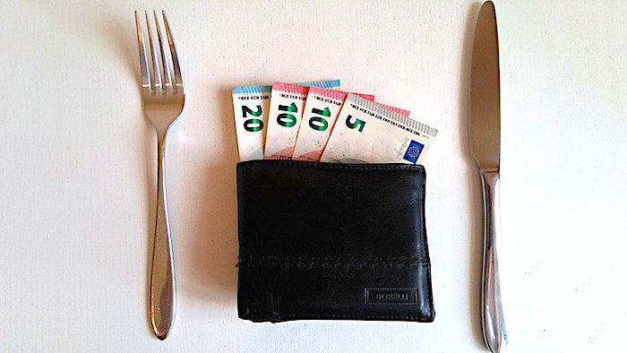 wallet for dinner