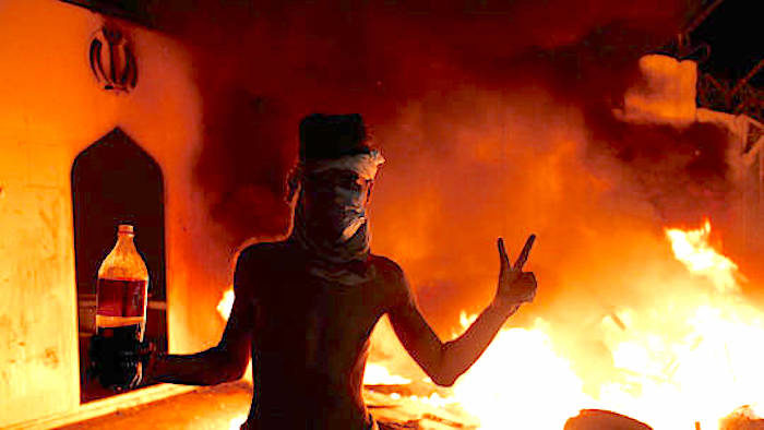 Iraq Protester fire