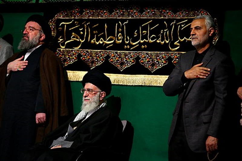 Ayatollah Khameini Qasem Soleimani