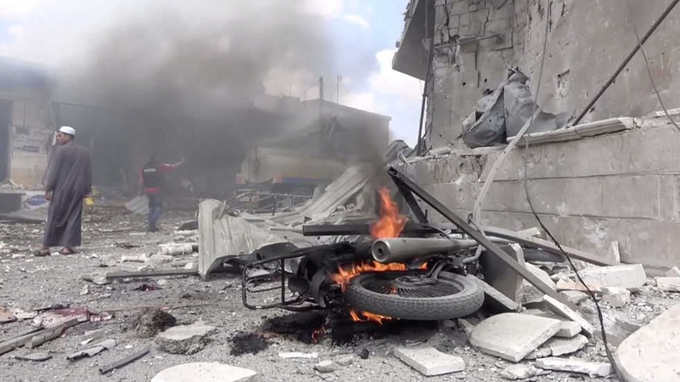 bombing Idlib, Syria