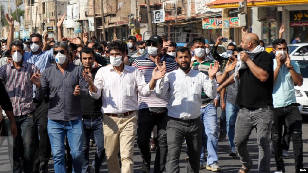 Iran sugar factory workers strike