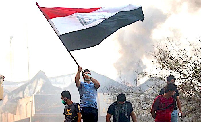 Iraqi Flagwaver