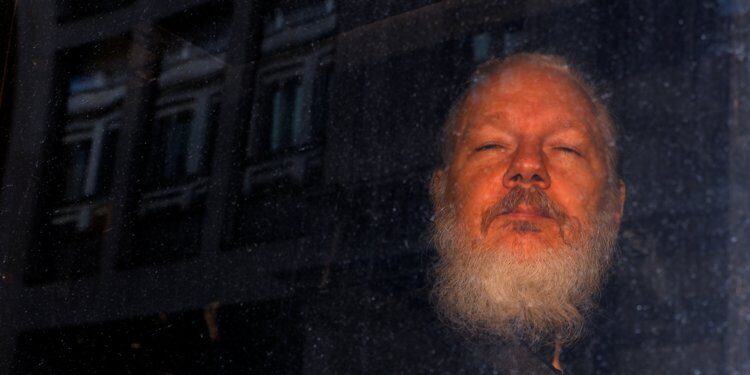 assange extradition trial