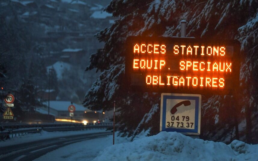 A sign on the road to Les Menuires and Val Thorens reads 