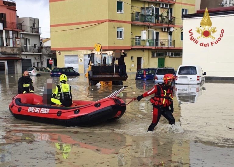 Over 200 people were rescued from floods in Calabria, November 2020. Photo: Vigili del Fuoco