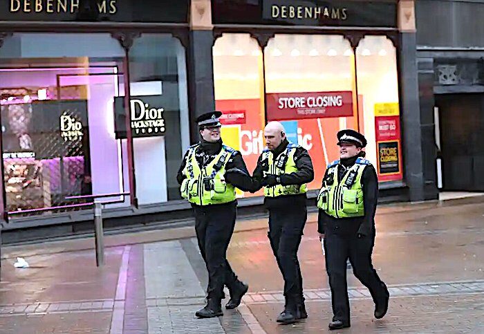 Police, Leeds