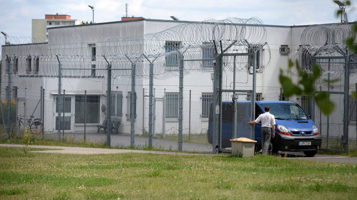 Eisenhüttenstadt´s COVID-19 detention camp