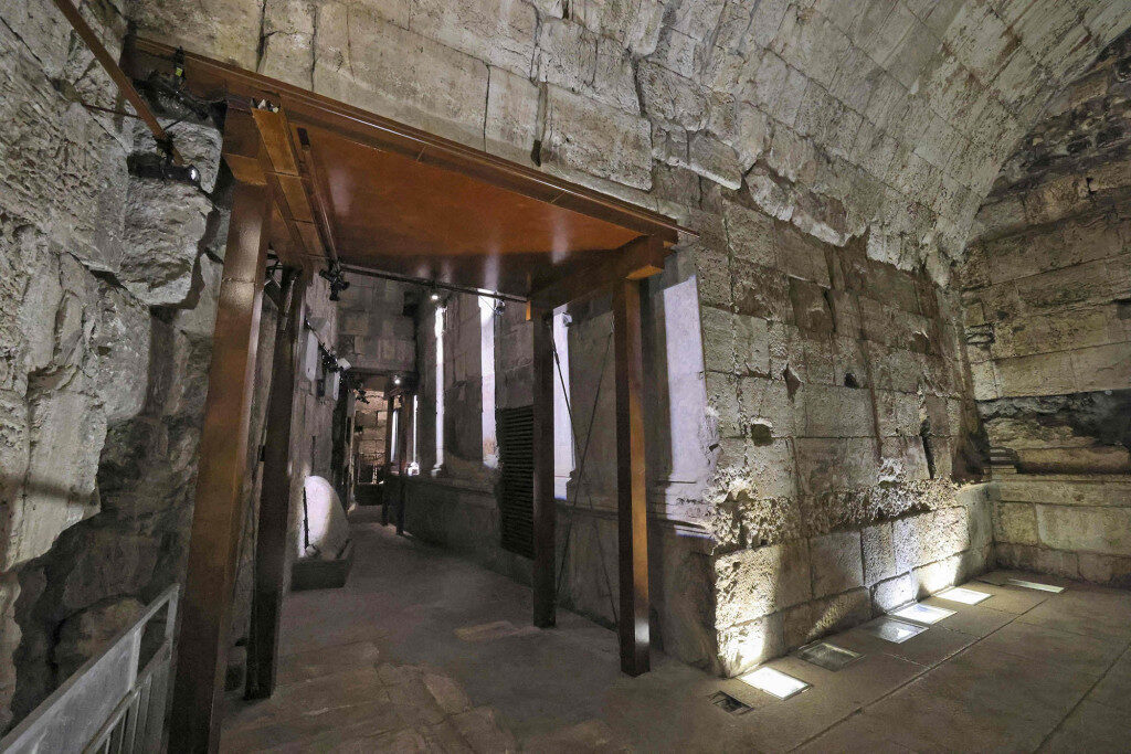 temple room israel jerusalem