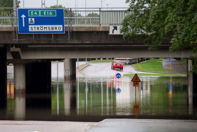 Click to enlarge A flooded street in Gävle.