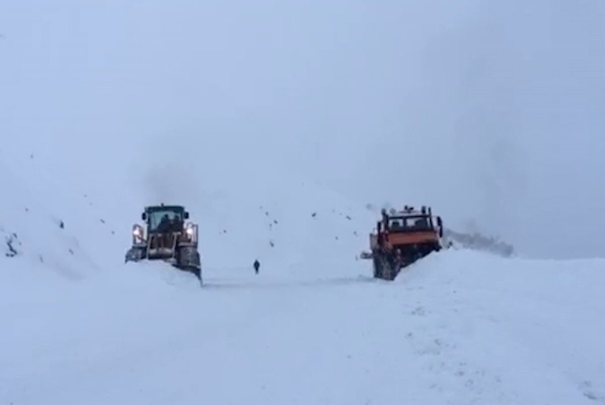 Heavy snowfall and flooding in various parts of Afghanistan have taken the lives of at least 10 people, said authorities.