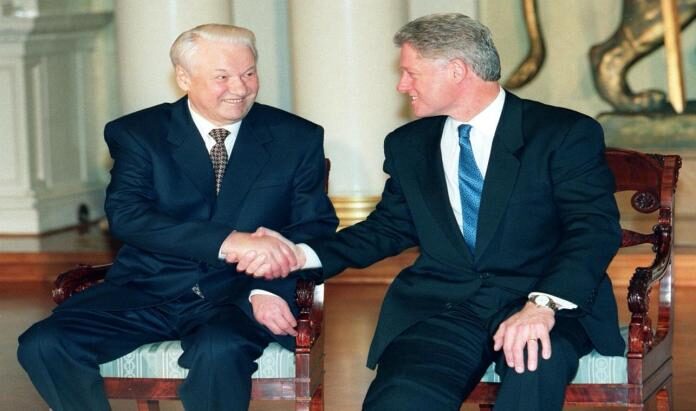Boris Yeltsin and Bill Clinton at a summit