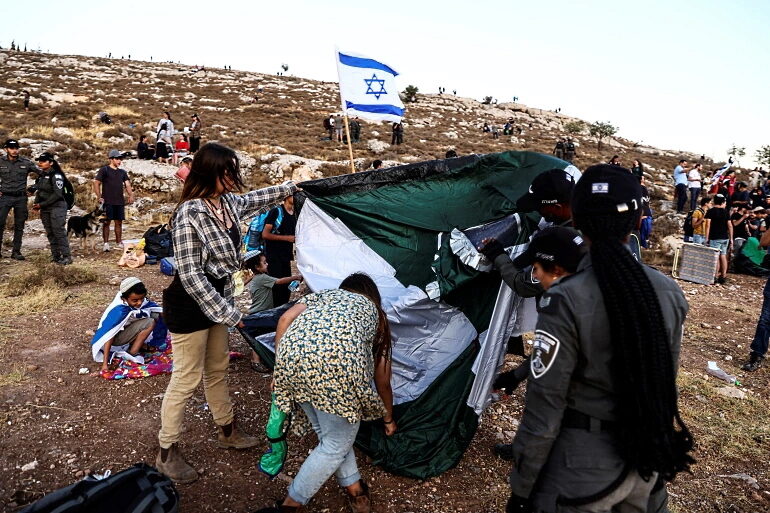 israel settlers ramallah invasion