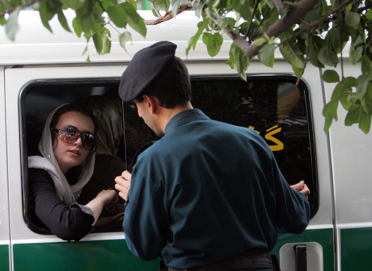 woman arrested, Iran, Iranian police