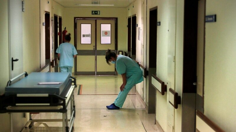 Click to enlarge hospital, nurse, medical staff