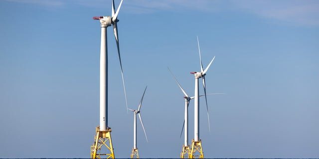 Click to enlarge off shore wind turbines rhode island