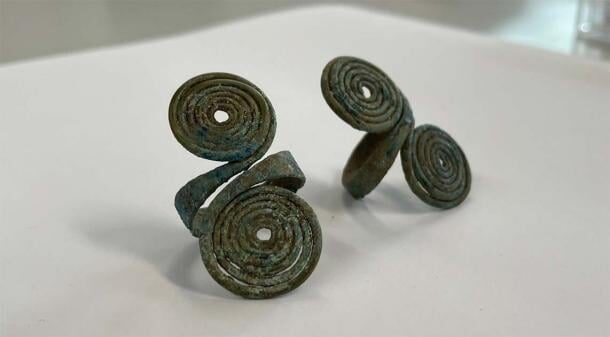 Bronze Age jewelry
