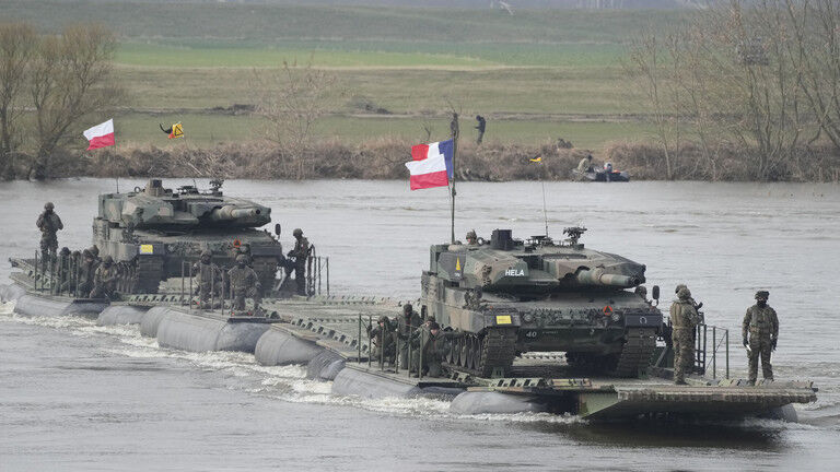 Polish and other NATO troops take part in military maneuvers Steadfast Defender 24