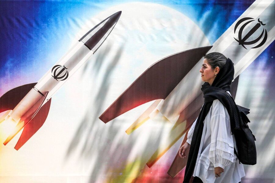 iran missile woman
