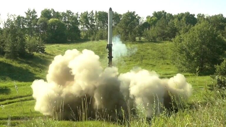 An Iskander ballistic missile launch.