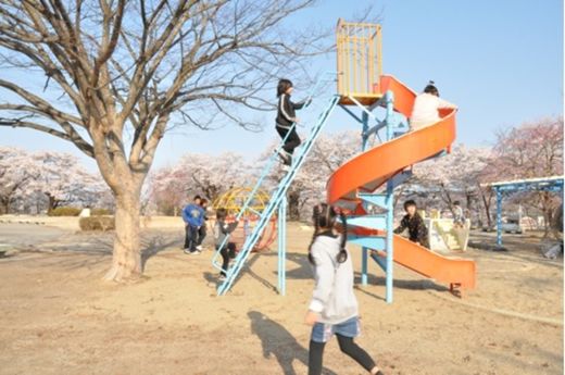 Children at play at Yonomori Park