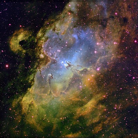 Click to enlarge Pillars of Creation 3