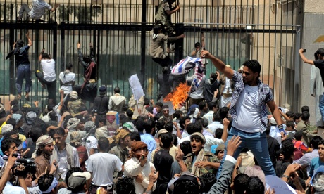 Yemeni protester