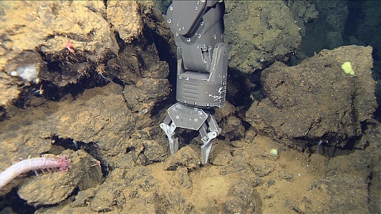 Click to enlarge Underwater Volcano_4