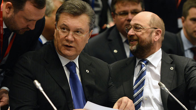 Ukrainian President Viktor Yanukovich and European Parliament President Martin Schulz
