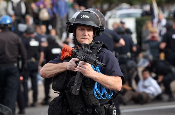  policeman in riot gear
